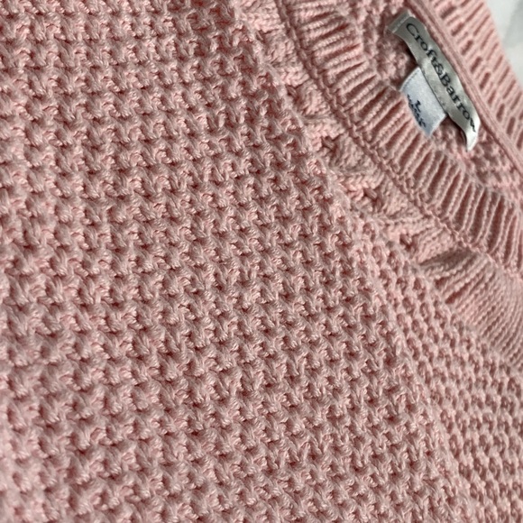 Large Pink Knit Sweater Perfect for bonfires - Picture 5 of 5